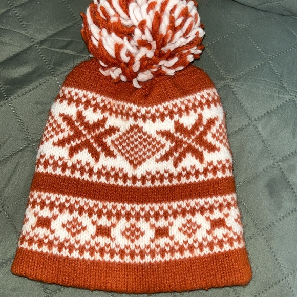 Burnt orange white fall University of Texas colors hat beanie with fluff - Picture 2 of 5